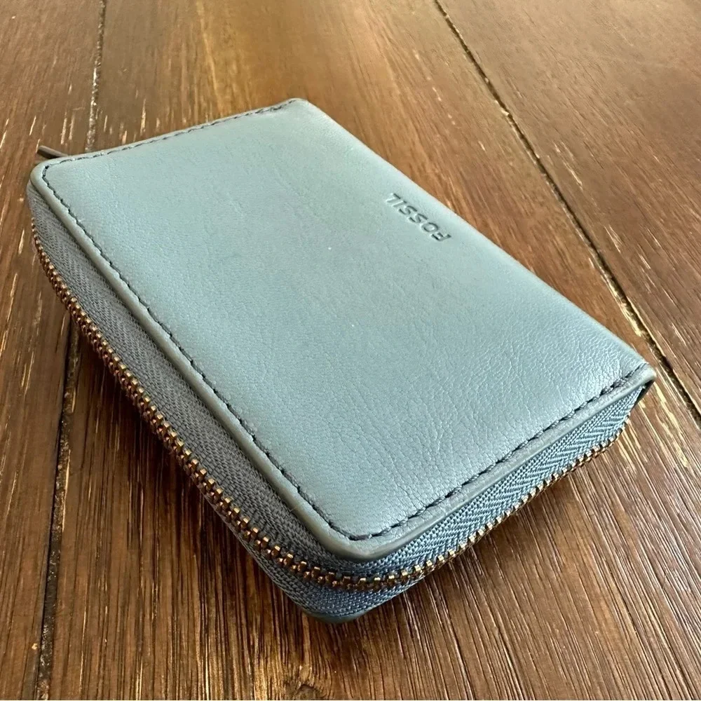 Fossil small zip wallet